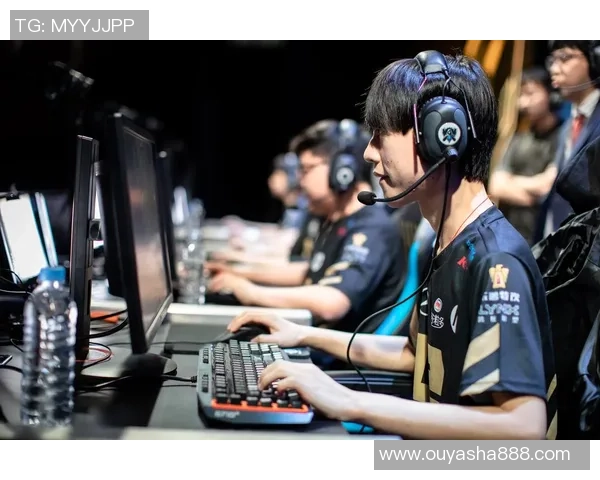 英雄联盟巨献：探秘RNG的耐力